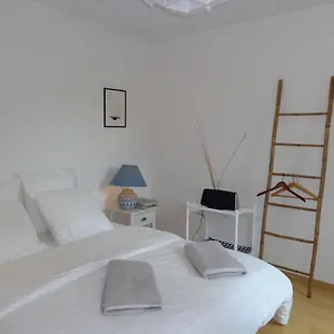  Couette-café Centre Bourg 2 Personnes Avec Petit Dejeuner
